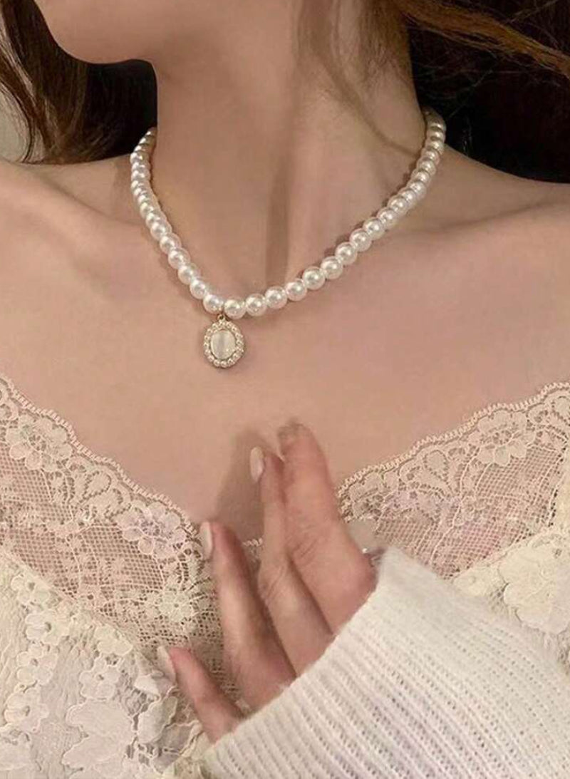 Célestine, goutte de lune | Collier en perles